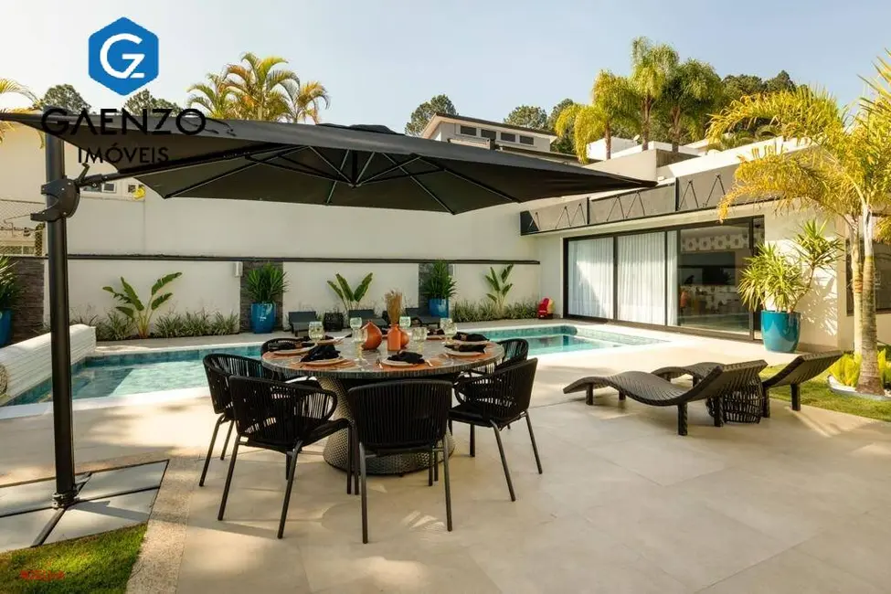 Casa de Condomínio com 4 quartos à venda, 800m2 em Alphaville, Santana De Parnaiba - SP - imagem 6 Foto 6 de Casa de Condomínio com 4 quartos à venda, 800m2 em Alphaville, Santana De Parnaiba - SP