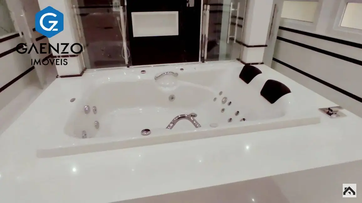 Foto 6 de Casa com 10 quartos à venda, 2150m2 em Tamboré, Santana De Parnaiba - SP