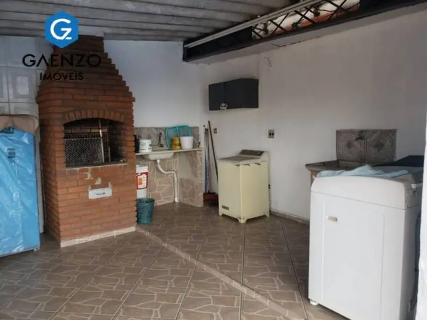 Casa com 1 quarto à venda, 450m2 em Bandeiras, Osasco - SP - imagem 9 Foto 9 de Casa com 1 quarto à venda, 450m2 em Bandeiras, Osasco - SP