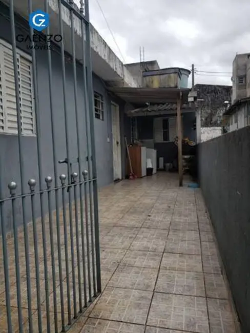 Casa com 1 quarto à venda, 450m2 em Bandeiras, Osasco - SP - imagem 3 Foto 3 de Casa com 1 quarto à venda, 450m2 em Bandeiras, Osasco - SP
