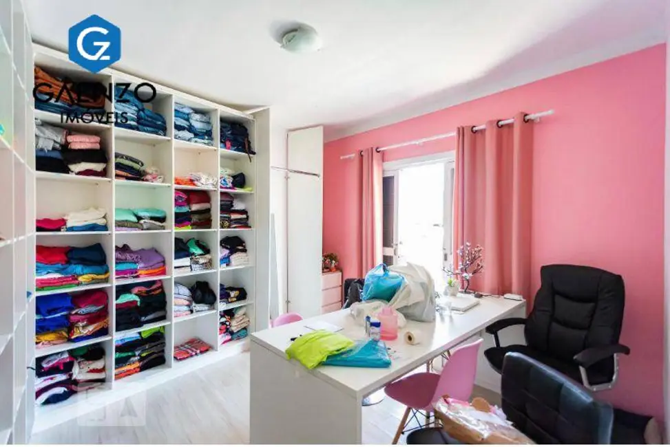 Sobrado com 5 quartos à venda, 260m2 em km 18, Osasco - SP - imagem 6 Foto 6 de Sobrado com 5 quartos à venda, 260m2 em km 18, Osasco - SP