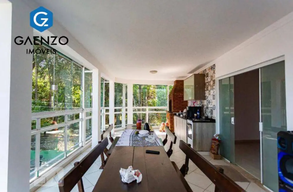 Sobrado com 5 quartos à venda, 260m2 em km 18, Osasco - SP - imagem 4 Foto 4 de Sobrado com 5 quartos à venda, 260m2 em km 18, Osasco - SP