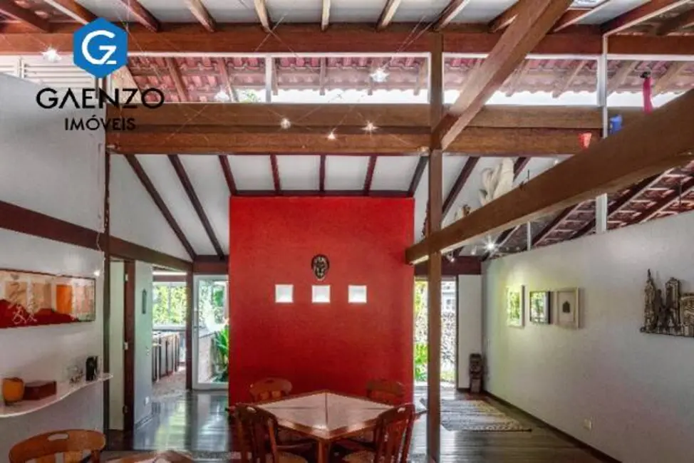 Foto 8 de Casa de Condomínio com 3 quartos à venda, 274m2 em Recanto Impla, Carapicuiba - SP