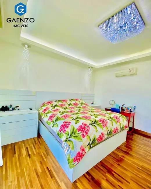 Foto 2 de Casa de Condomínio com 5 quartos à venda, 950m2 em Alphaville, Santana De Parnaiba - SP