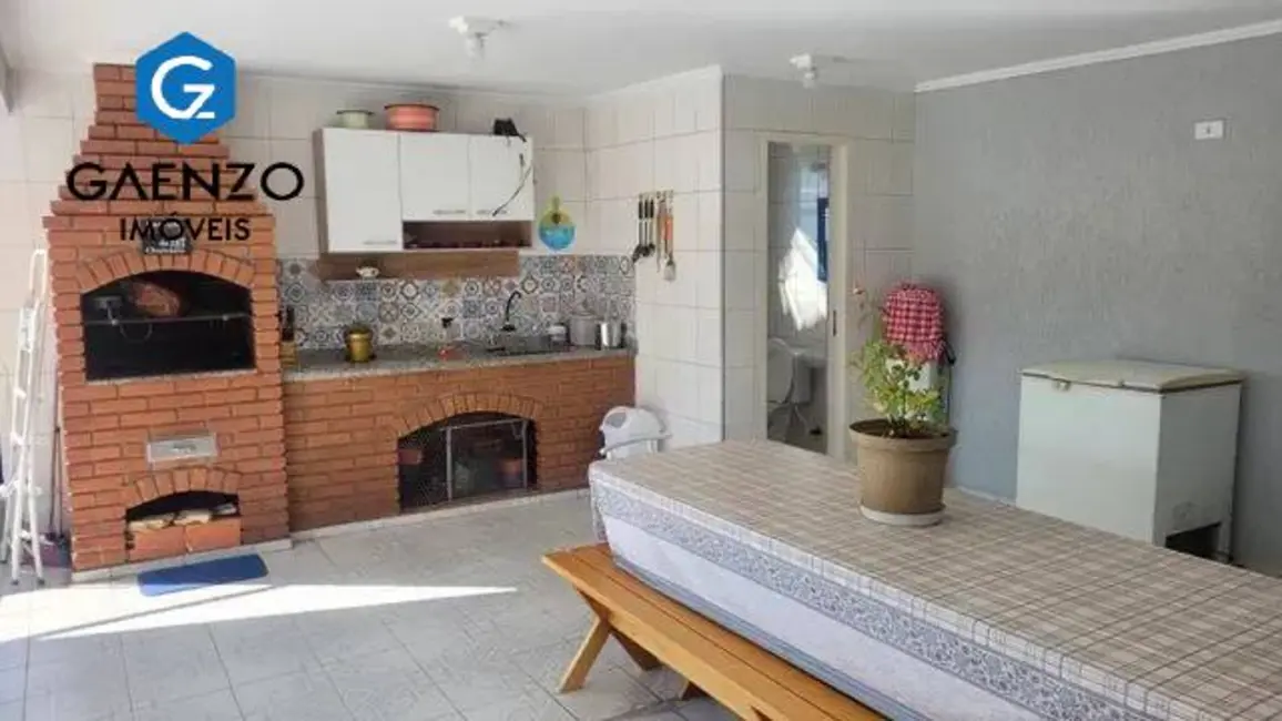 Foto 9 de Sobrado com 3 quartos à venda, 160m2 em Vila Yolanda, Osasco - SP