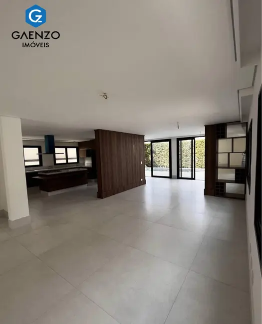 Foto 5 de Casa de Condomínio com 4 quartos à venda, 320m2 em Alphaville, Santana De Parnaiba - SP