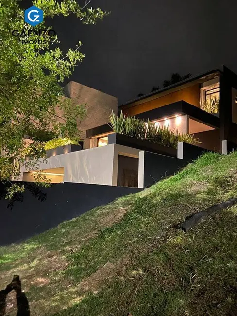 Foto 3 de Casa de Condomínio com 4 quartos à venda, 360m2 em Alphaville, Santana De Parnaiba - SP