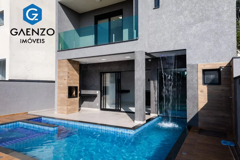 Foto 4 de Casa de Condomínio com 3 quartos à venda, 250m2 em Chácara Roselândia, Cotia - SP