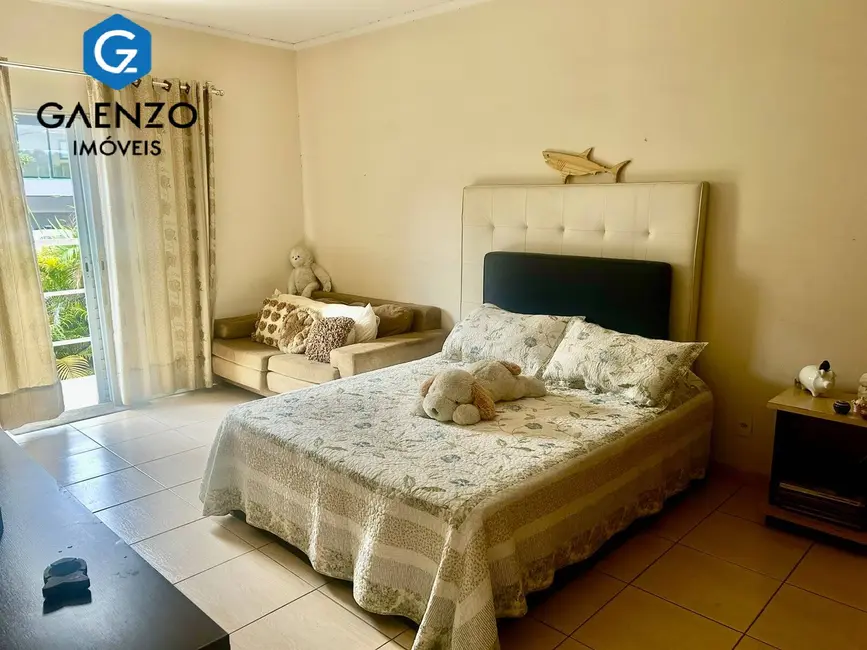 Foto 9 de Casa de Condomínio com 3 quartos à venda, 310m2 em Suru, Santana De Parnaiba - SP