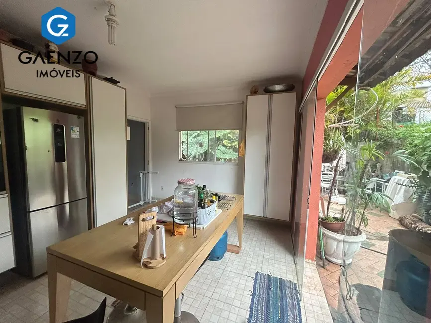 Foto 4 de Casa de Condomínio com 3 quartos à venda, 310m2 em Suru, Santana De Parnaiba - SP