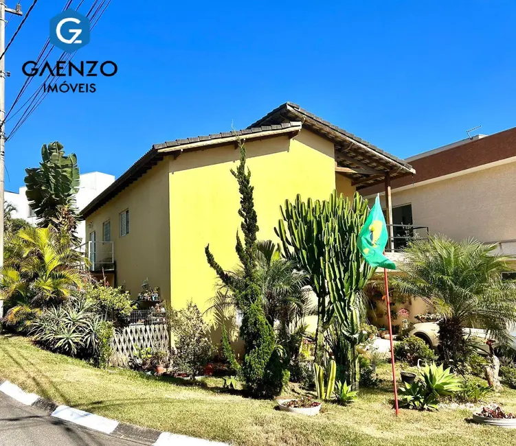 Foto 1 de Casa de Condomínio com 3 quartos à venda, 310m2 em Suru, Santana De Parnaiba - SP