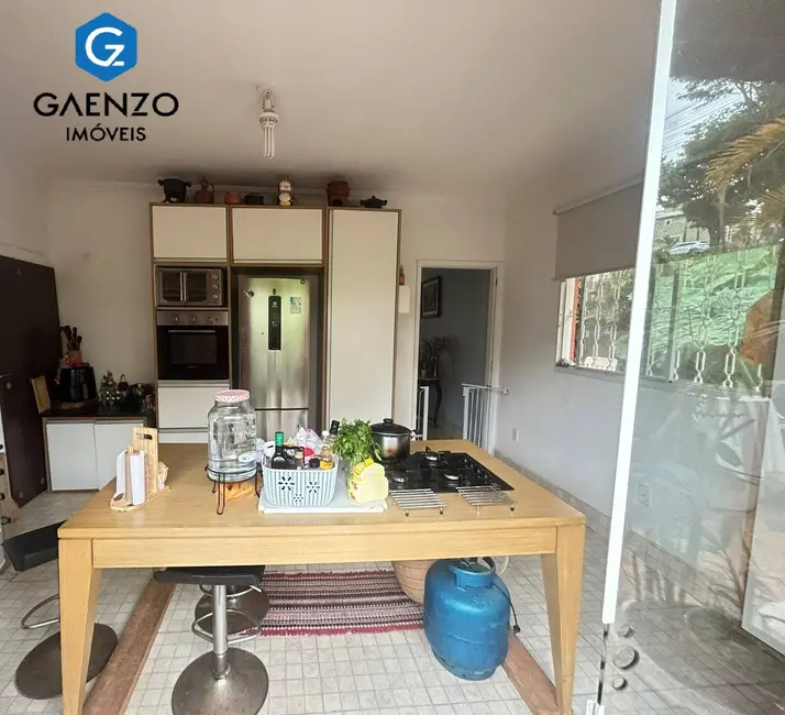 Foto 2 de Casa de Condomínio com 3 quartos à venda, 310m2 em Suru, Santana De Parnaiba - SP
