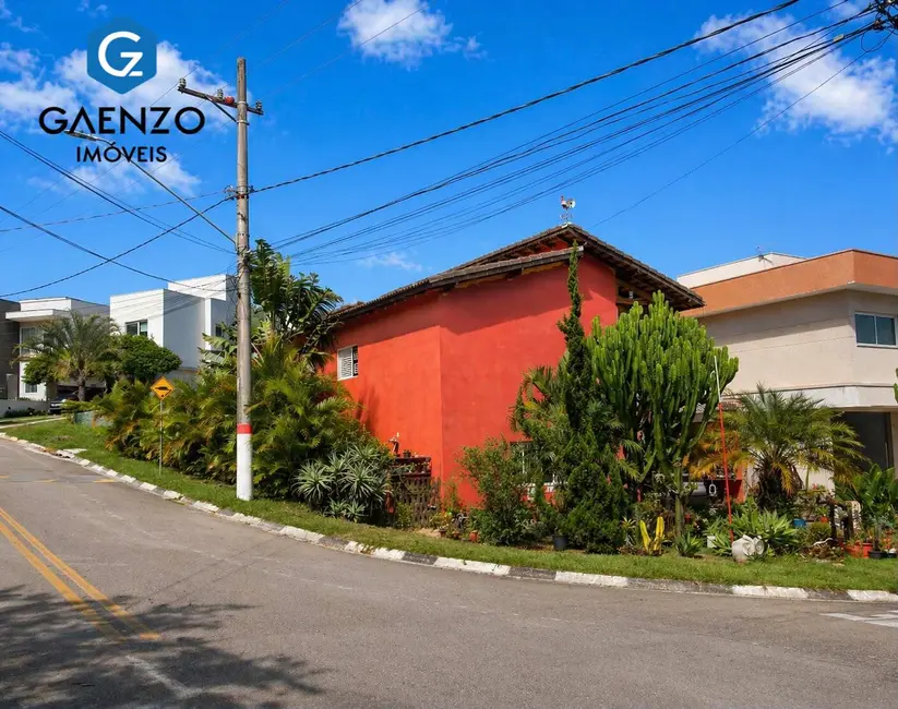 Foto 1 de Casa de Condomínio com 3 quartos à venda, 310m2 em Suru, Santana De Parnaiba - SP