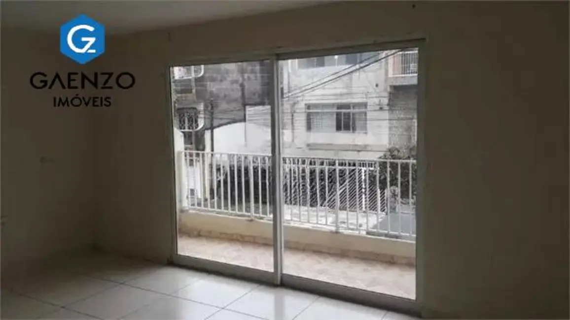 Foto 2 de Sobrado com 4 quartos à venda, 125m2 em Cidade das Flores, Osasco - SP