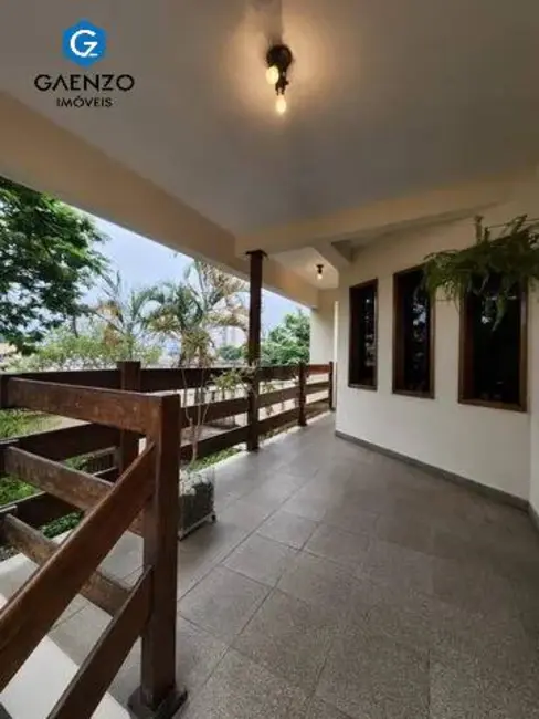 Sobrado com 4 quartos à venda, 300m2 em Vila Osasco, Osasco - SP - imagem 9 Foto 9 de Sobrado com 4 quartos à venda, 300m2 em Vila Osasco, Osasco - SP