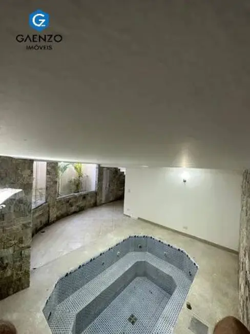 Casa com 4 quartos à venda, 700m2 em Alphaville, Santana De Parnaiba - SP - imagem 9 Foto 9 de Casa com 4 quartos à venda, 700m2 em Alphaville, Santana De Parnaiba - SP