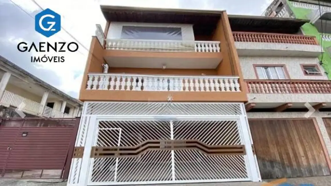 Foto 6 de Sobrado com 3 quartos à venda, 257m2 em Ayrosa, Osasco - SP