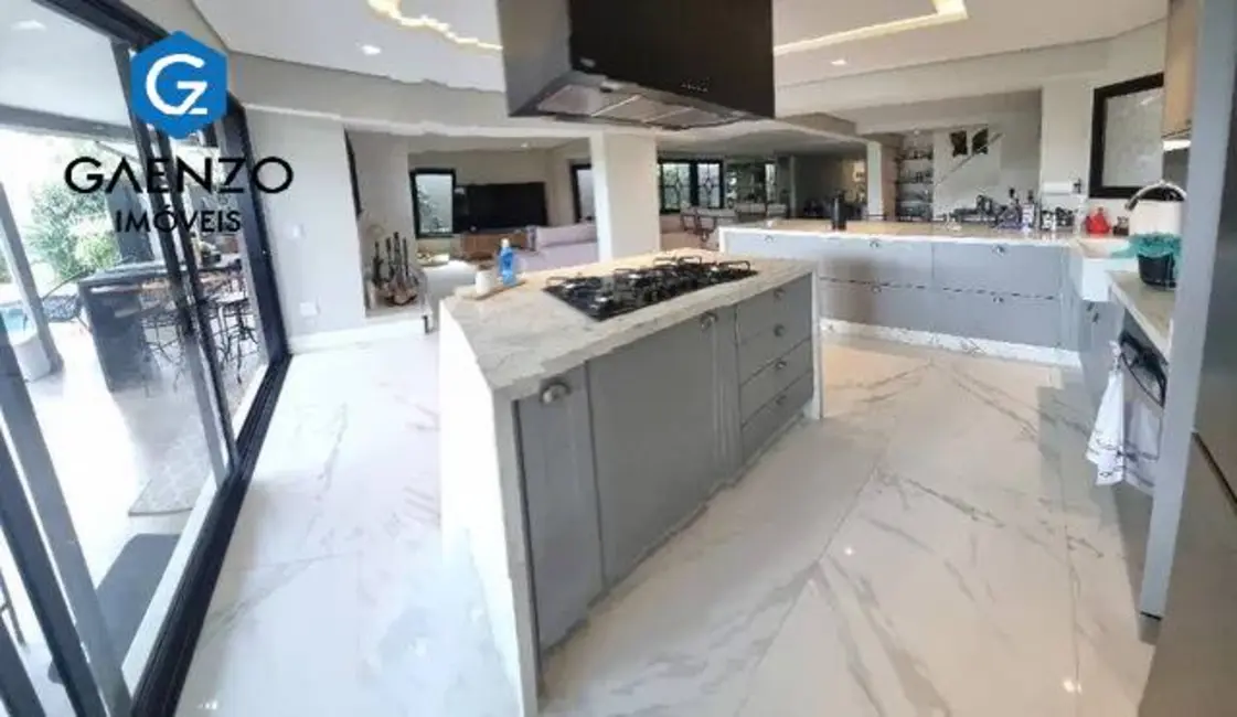 Foto 6 de Casa de Condomínio com 4 quartos à venda, 360m2 em Alphaville, Santana De Parnaiba - SP