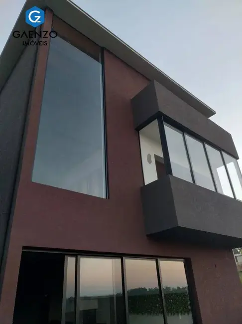 Foto 2 de Casa de Condomínio com 3 quartos à venda, 360m2 em Colinas de Parnaíba I, Santana De Parnaiba - SP