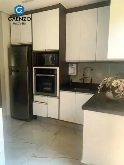 Casa de Condomínio com 3 quartos à venda, 157m2 em Portais (Polvilho), Cajamar - SP - imagem 9 Foto 9 de Casa de Condomínio com 3 quartos à venda, 157m2 em Portais (Polvilho), Cajamar - SP