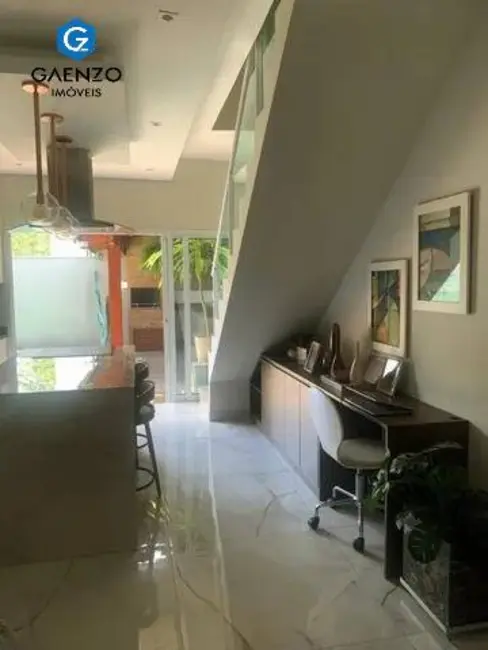 Casa de Condomínio com 3 quartos à venda, 157m2 em Portais (Polvilho), Cajamar - SP - imagem 8 Foto 8 de Casa de Condomínio com 3 quartos à venda, 157m2 em Portais (Polvilho), Cajamar - SP