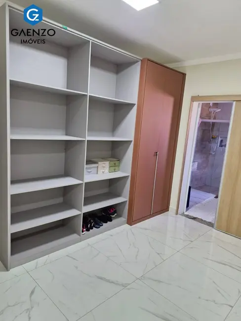 Foto 9 de Casa de Condomínio com 3 quartos à venda, 289m2 em Centro, Avare - SP