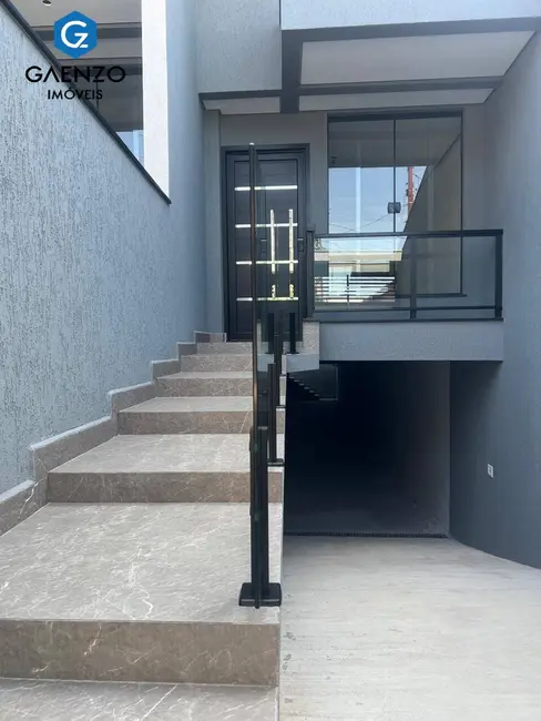 Sobrado com 3 quartos à venda, 214m2 em Jardim das Flores, Osasco - SP - imagem 8 Foto 8 de Sobrado com 3 quartos à venda, 214m2 em Jardim das Flores, Osasco - SP