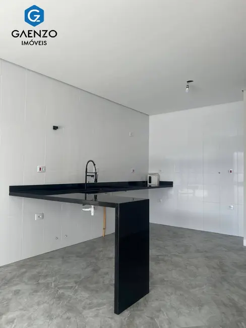 Sobrado com 3 quartos à venda, 214m2 em Jardim das Flores, Osasco - SP - imagem 6 Foto 6 de Sobrado com 3 quartos à venda, 214m2 em Jardim das Flores, Osasco - SP