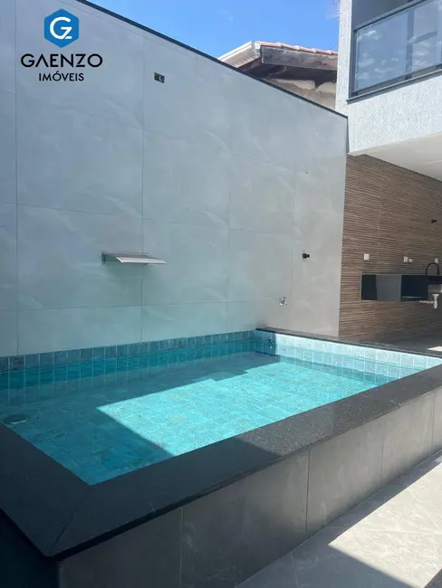 Sobrado com 3 quartos à venda, 214m2 em Jardim das Flores, Osasco - SP - imagem 2 Foto 2 de Sobrado com 3 quartos à venda, 214m2 em Jardim das Flores, Osasco - SP