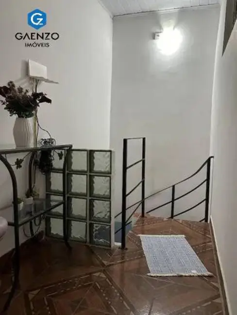 Sobrado com 3 quartos à venda, 150m2 em Vila Veloso, Carapicuiba - SP - imagem 5 Foto 5 de Sobrado com 3 quartos à venda, 150m2 em Vila Veloso, Carapicuiba - SP