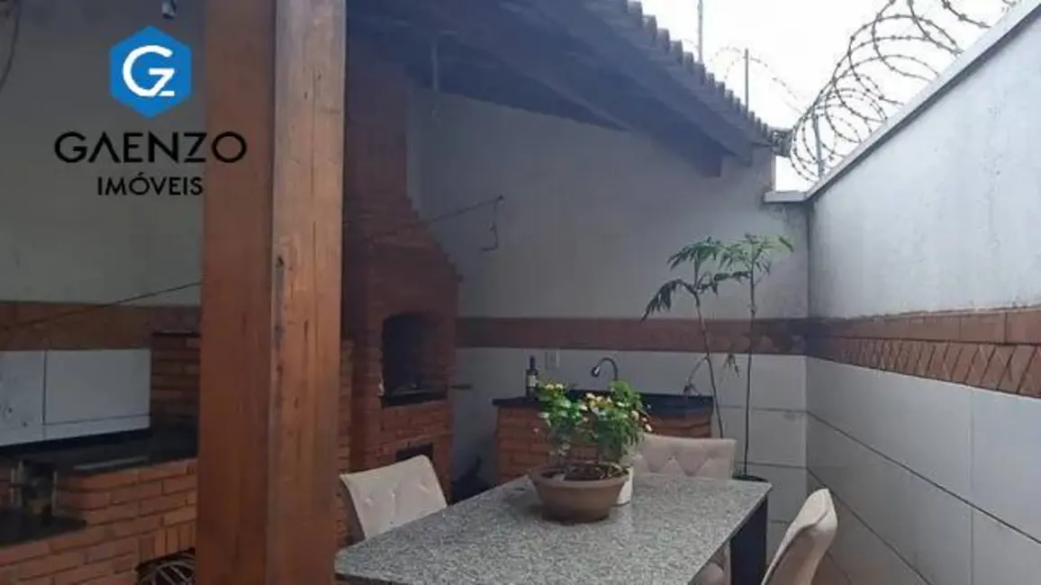 Sobrado com 3 quartos à venda, 132m2 em Novo Osasco, Osasco - SP - imagem 6 Foto 6 de Sobrado com 3 quartos à venda, 132m2 em Novo Osasco, Osasco - SP