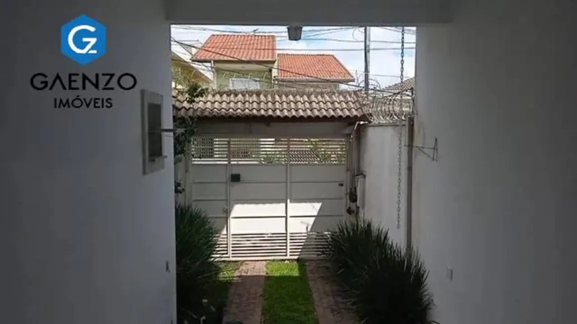Sobrado com 3 quartos à venda, 132m2 em Novo Osasco, Osasco - SP - imagem 5 Foto 5 de Sobrado com 3 quartos à venda, 132m2 em Novo Osasco, Osasco - SP