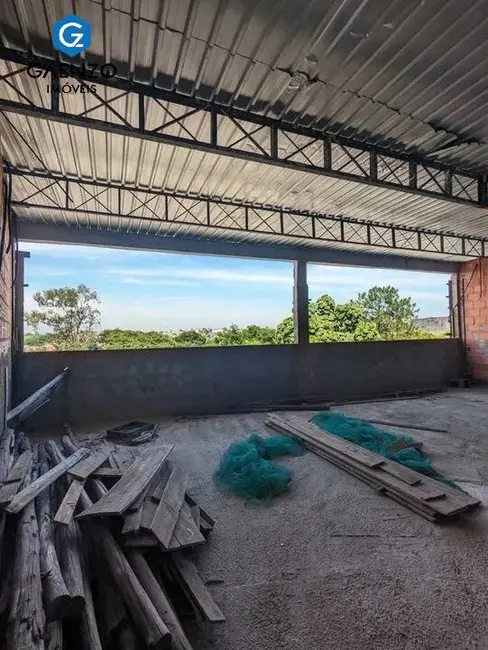 Armazém / Galpão à venda, 255m2 em Bonfim, Osasco - SP - imagem 4 Foto 4 de Armazém / Galpão à venda, 255m2 em Bonfim, Osasco - SP