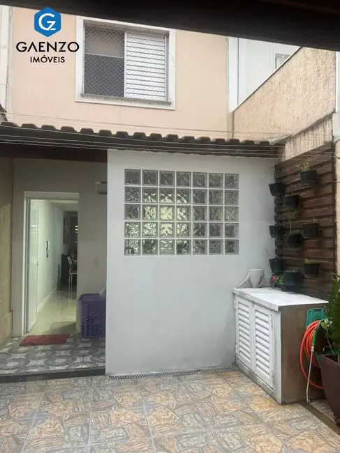 Foto 6 de Sobrado com 2 quartos à venda, 75m2 em Conceição, Osasco - SP