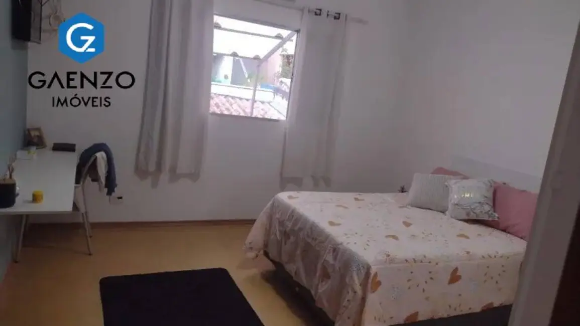 Foto 8 de Sobrado com 3 quartos à venda, 203m2 em km 18, Osasco - SP