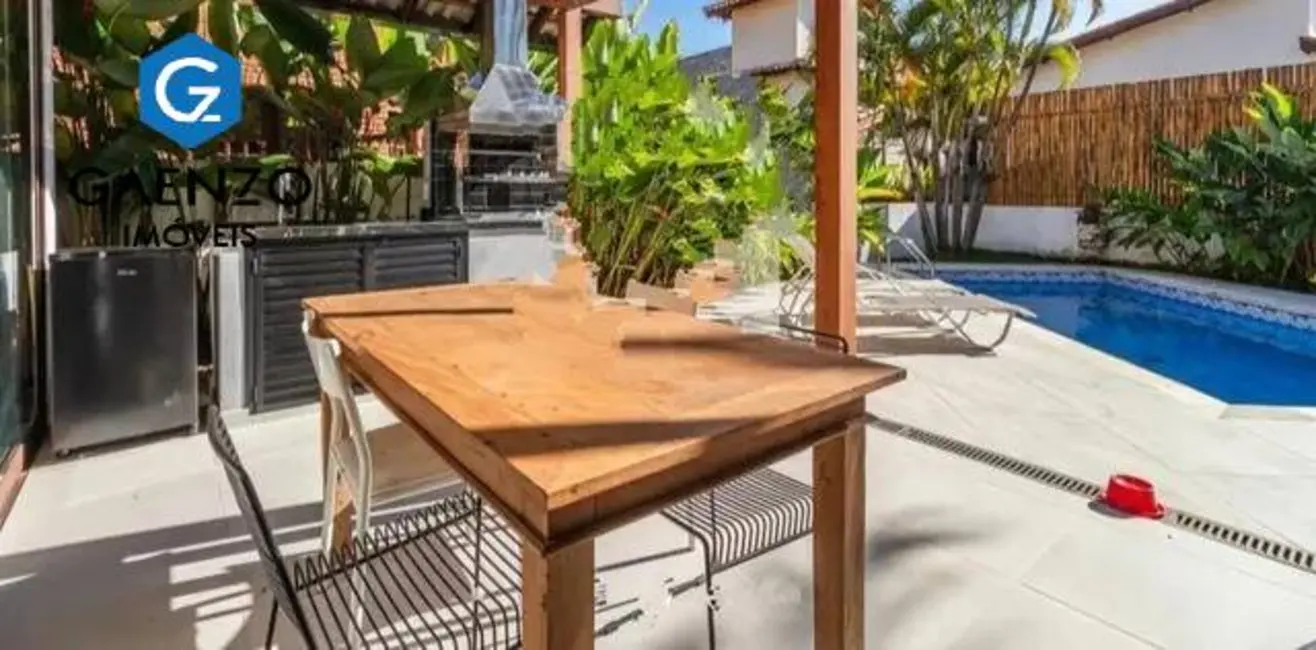 Casa de Condomínio com 4 quartos à venda, 252m2 em Alphaville, Santana De Parnaiba - SP - imagem 3 Foto 3 de Casa de Condomínio com 4 quartos à venda, 252m2 em Alphaville, Santana De Parnaiba - SP