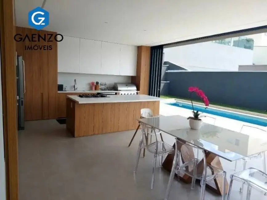 Foto 4 de Casa de Condomínio com 5 quartos à venda, 380m2 em Alphaville, Santana De Parnaiba - SP