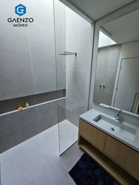 Foto 2 de Casa de Condomínio com 5 quartos à venda, 380m2 em Alphaville, Santana De Parnaiba - SP