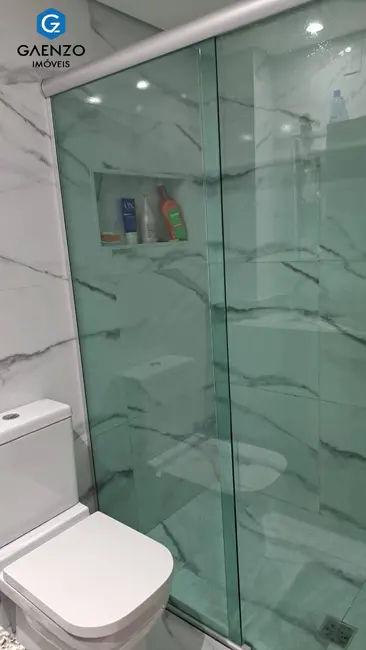 Sobrado com 5 quartos à venda, 254m2 em Metalúrgicos, Osasco - SP - imagem 4 Foto 4 de Sobrado com 5 quartos à venda, 254m2 em Metalúrgicos, Osasco - SP