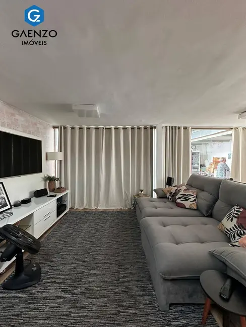 Casa de Condomínio com 3 quartos à venda, 176m2 em Tamboré, Santana De Parnaiba - SP - imagem 6 Foto 6 de Casa de Condomínio com 3 quartos à venda, 176m2 em Tamboré, Santana De Parnaiba - SP