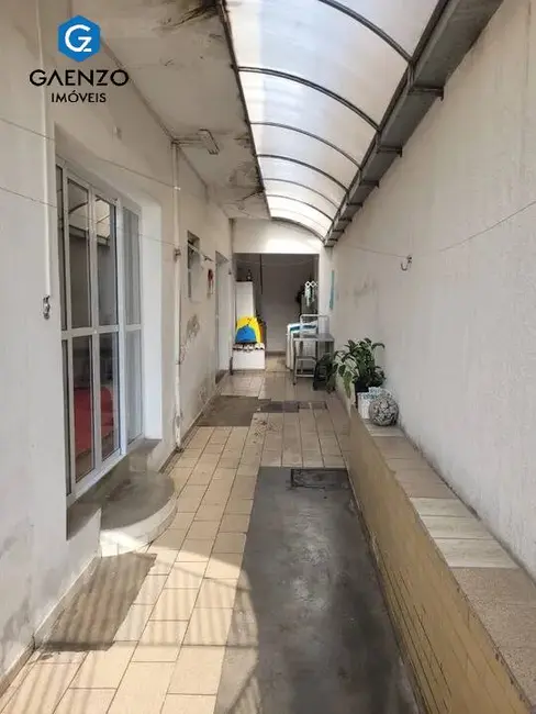 Sobrado com 3 quartos à venda, 220m2 em Centro, Osasco - SP - imagem 8 Foto 8 de Sobrado com 3 quartos à venda, 220m2 em Centro, Osasco - SP