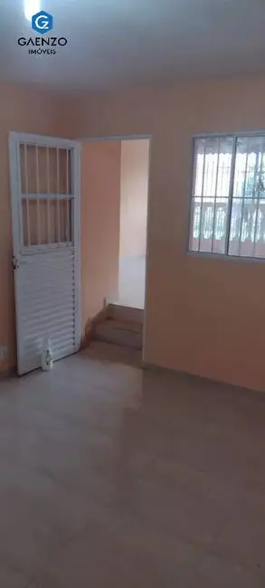 Casa com 2 quartos para alugar em Cidade das Flores, Osasco - SP - imagem 5 Foto 5 de Casa com 2 quartos para alugar em Cidade das Flores, Osasco - SP
