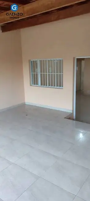Casa com 2 quartos para alugar em Cidade das Flores, Osasco - SP - imagem 3 Foto 3 de Casa com 2 quartos para alugar em Cidade das Flores, Osasco - SP