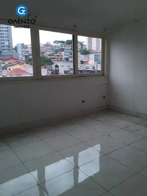 Sala Comercial para alugar, 700m2 em km 18, Osasco - SP - imagem 3 Foto 3 de Sala Comercial para alugar, 700m2 em km 18, Osasco - SP