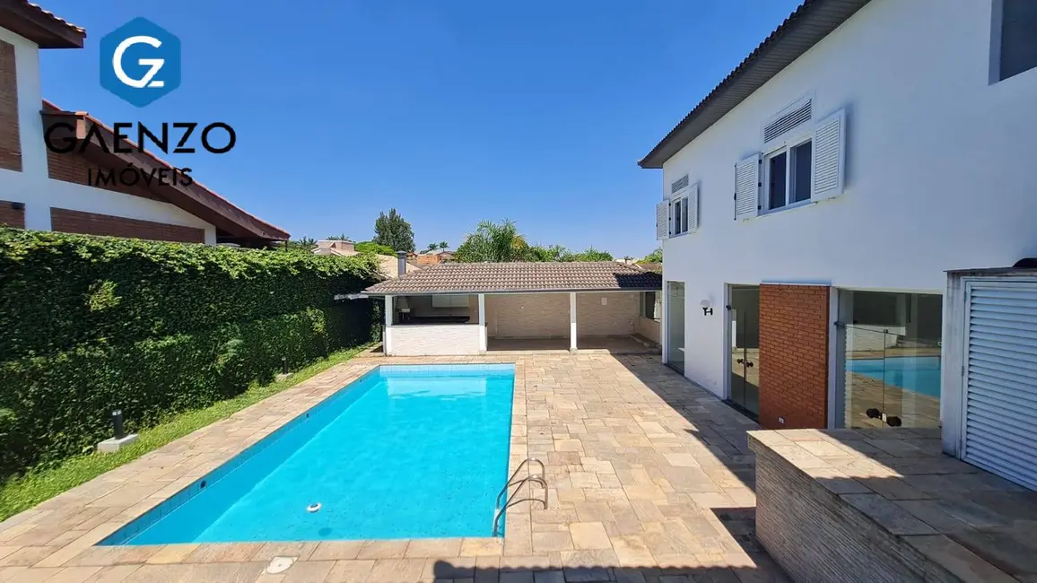 Casa com 5 quartos à venda e para alugar, 850m2 em Alphaville, Santana De Parnaiba - SP - imagem 5 Foto 5 de Casa com 5 quartos à venda e para alugar, 850m2 em Alphaville, Santana De Parnaiba - SP