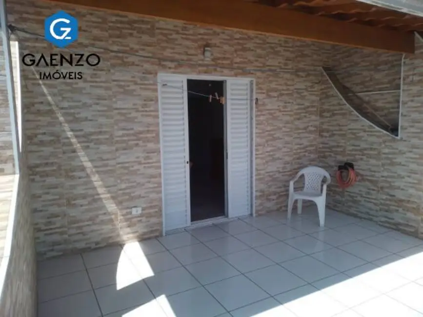 Sobrado com 3 quartos à venda, 275m2 em Jardim das Flores, Osasco - SP - imagem 5 Foto 5 de Sobrado com 3 quartos à venda, 275m2 em Jardim das Flores, Osasco - SP