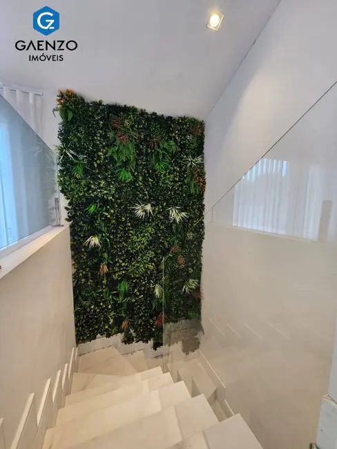 Foto 9 de Casa com 4 quartos à venda, 300m2 em Barueri - SP