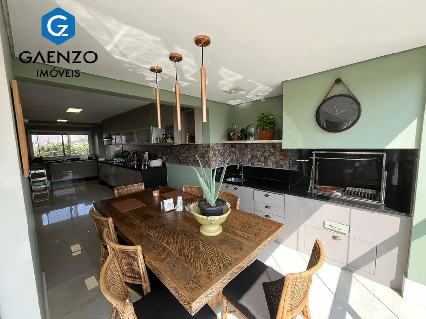 Foto 2 de Apartamento com 4 quartos à venda, 227m2 em Vila Yara, Osasco - SP