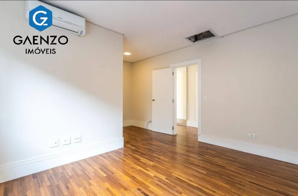 Foto 8 de Casa de Condomínio com 4 quartos à venda e para alugar, 420m2 em Centro Comercial Jubran, Barueri - SP