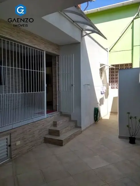 Foto 2 de Casa com 3 quartos à venda, 230m2 em Vila Yolanda, Osasco - SP